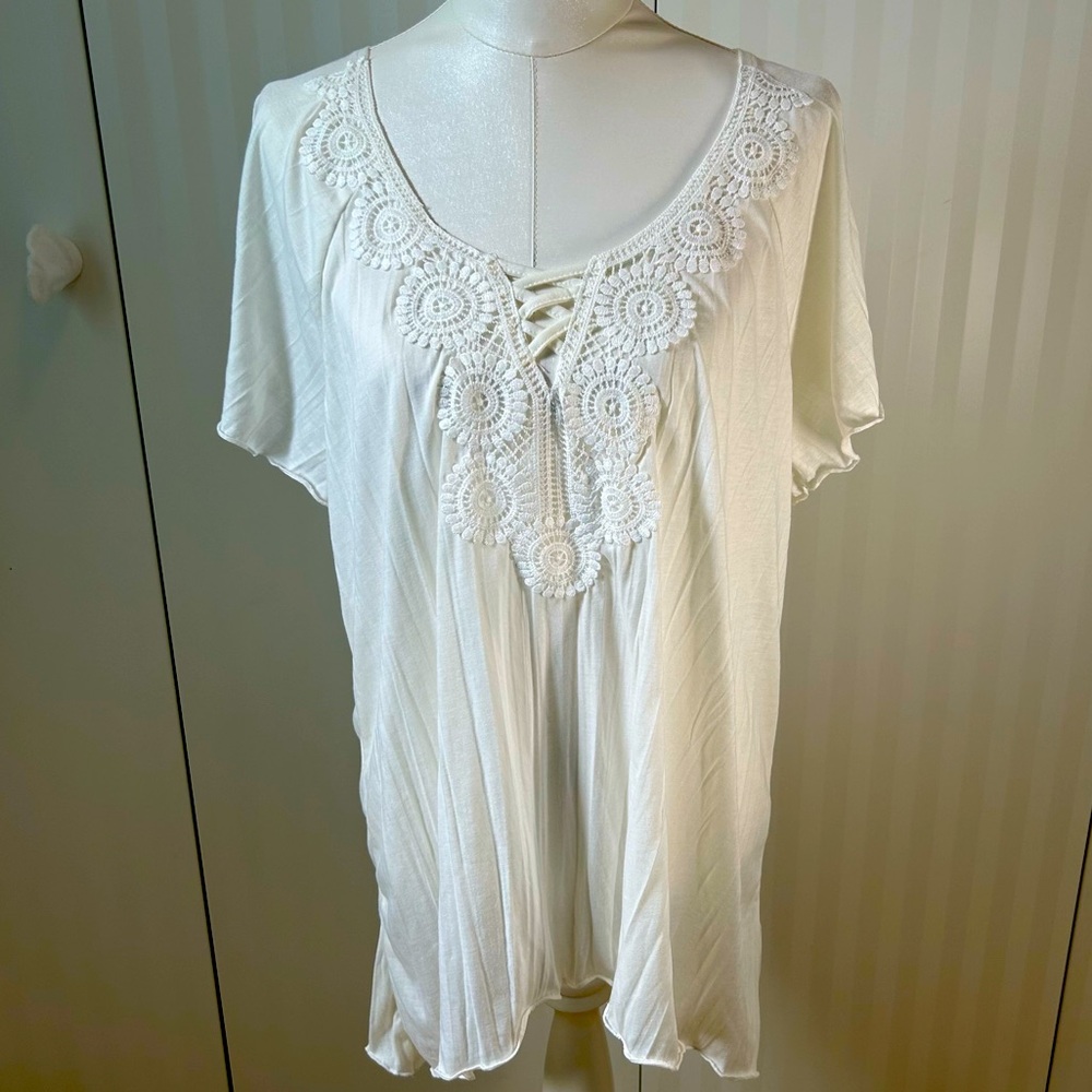 NWT New York Laundry white ruffle raglan embroidery flowy pretty blouse Size 2X